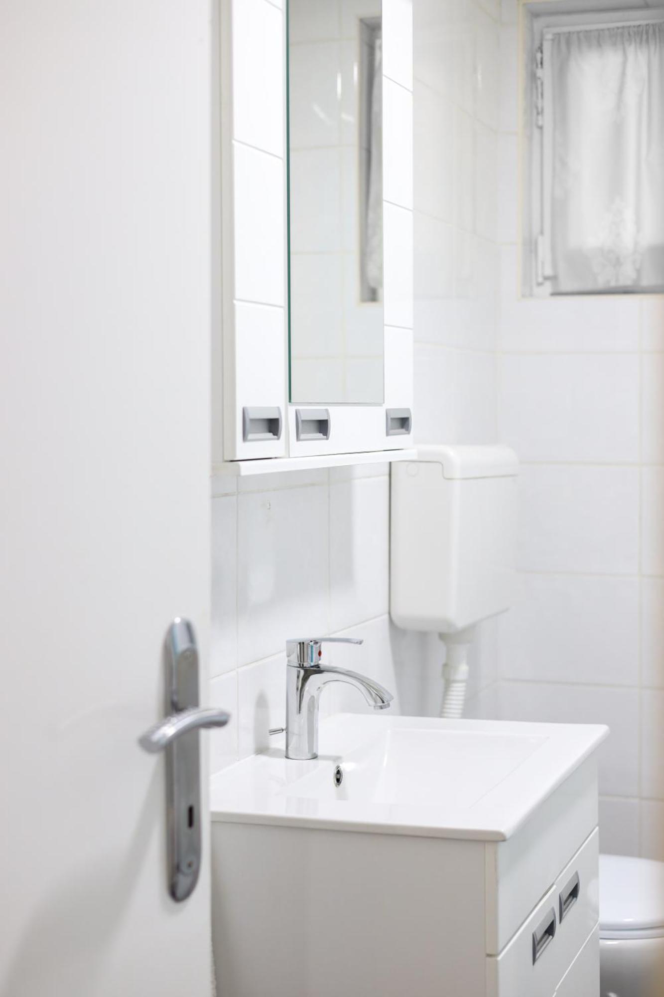 Airport Stay Apartments Surčin Eksteriør bilde